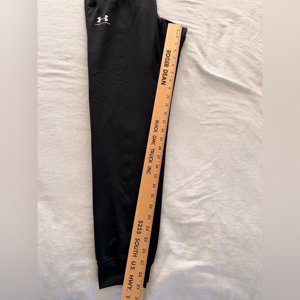 Under Armour Men’s Black Jogger Sweatpants Loose Fit Size M Zip Pockets - Picture 9 of 9